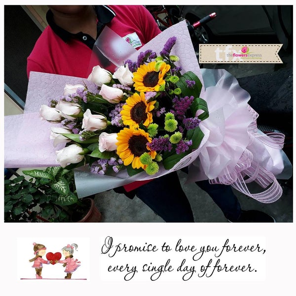 Zaira Flower Bouquet - Fresh-Cut and Personalised Online Flower Shop in  Bicol | RA The Flowers Express Sorsogon